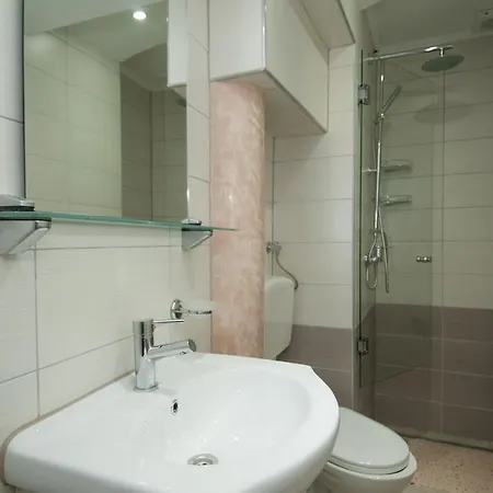Apartman Tomic